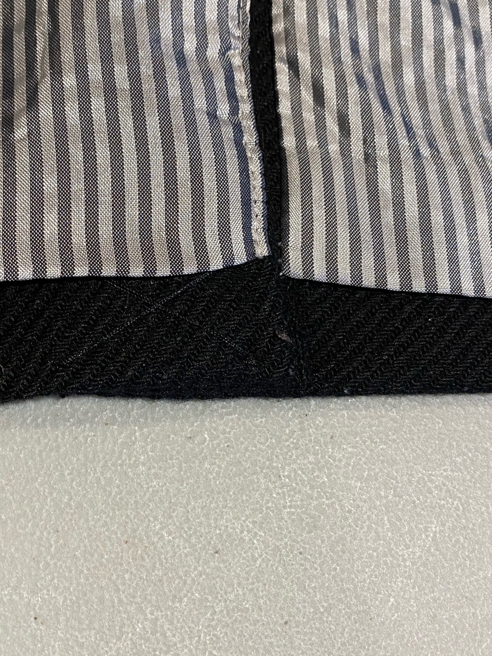 Banana Republic Black Wool Jacket / Blazer, size 4 - Picture 8 of 11